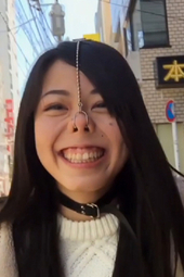 桜庭うれあちゃんの鼻フック羞恥散歩