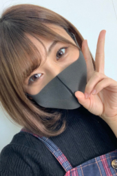 あずにゃんのクシャミは...マスクが剥がれる程の飛沫圧!!しかもニンニク女子だからその香りったら♥