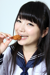 木村つな 咀嚼